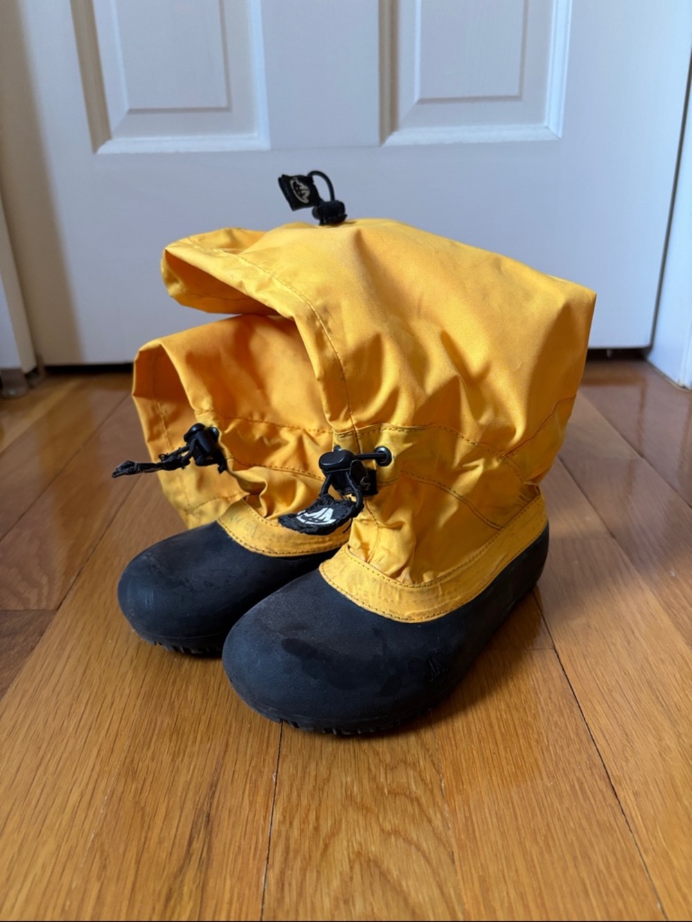 RARE MyMayu Wanderer Boots Size 9/10 - Yellow